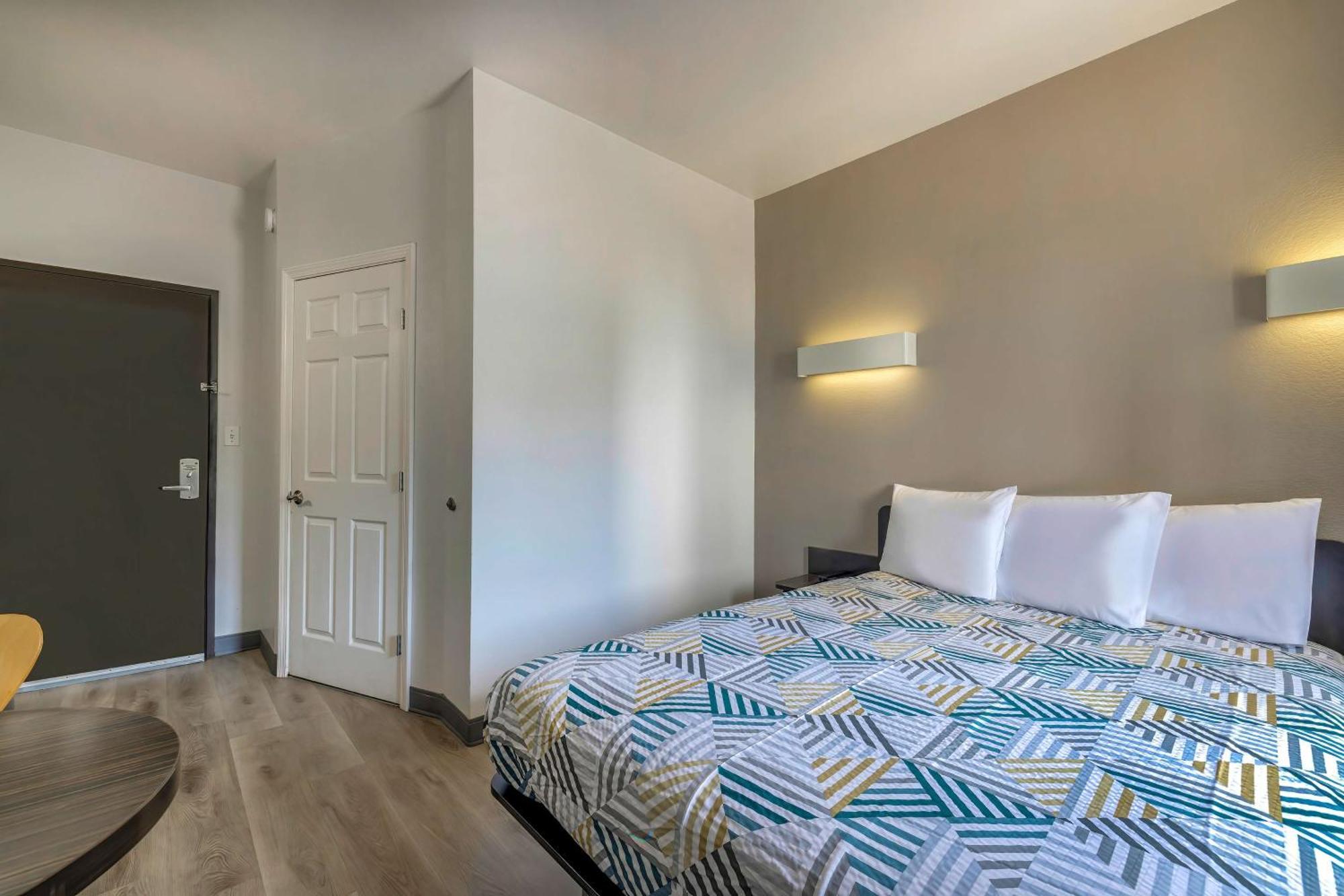 Motel 6-Cedar Park, TX Bagian luar foto
