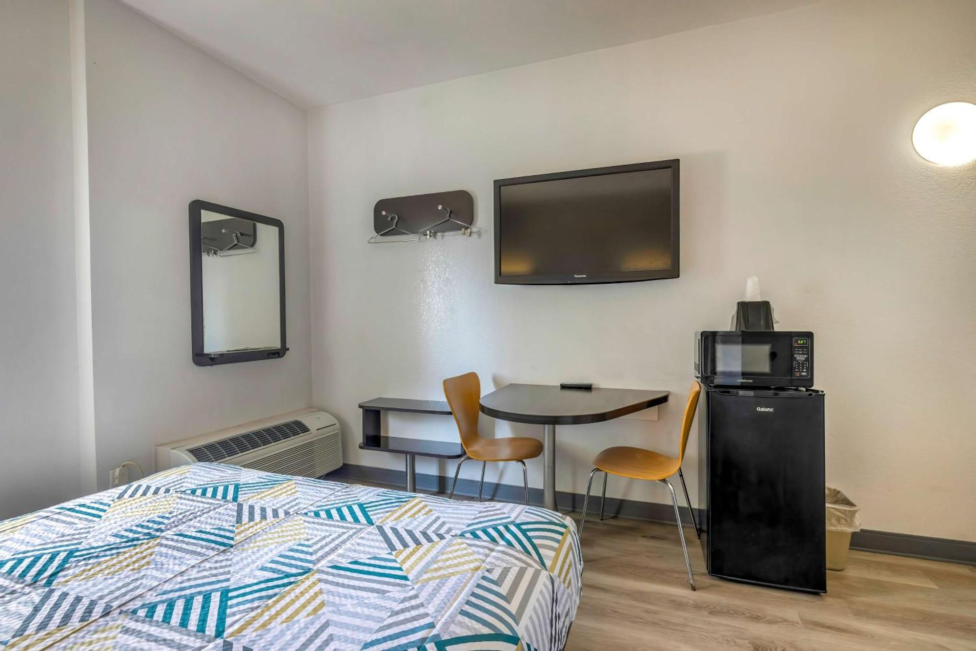 Motel 6-Cedar Park, TX Bagian luar foto