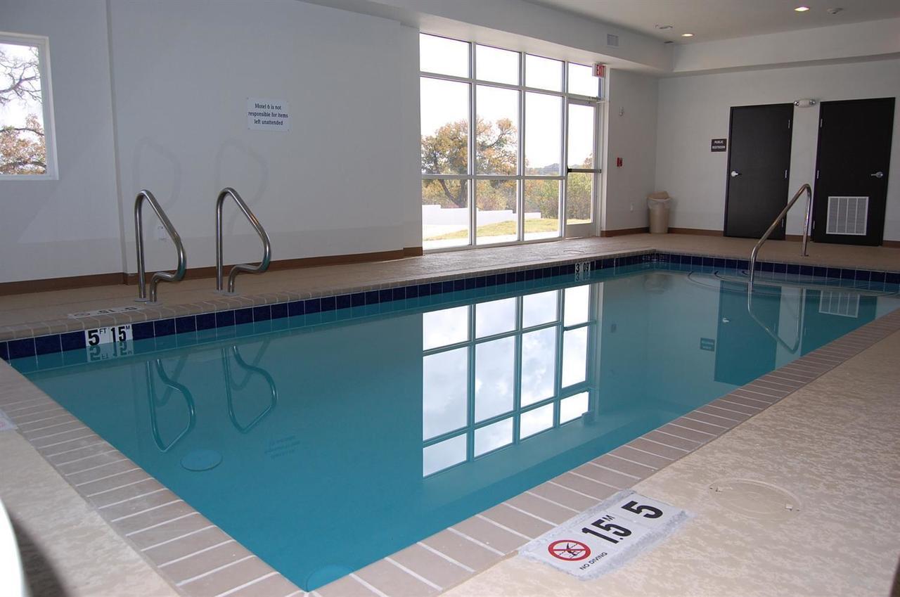 Motel 6-Cedar Park, TX Bagian luar foto