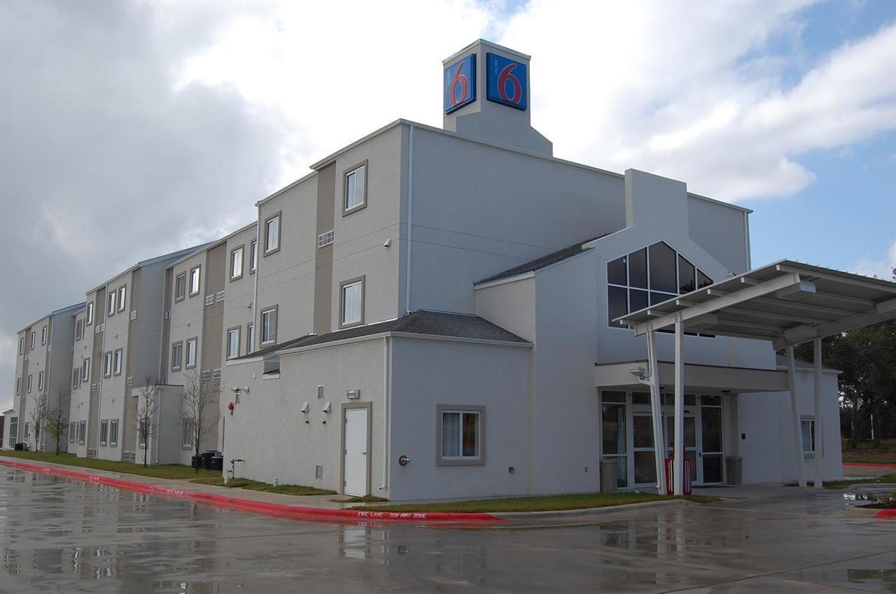 Motel 6-Cedar Park, TX Bagian luar foto